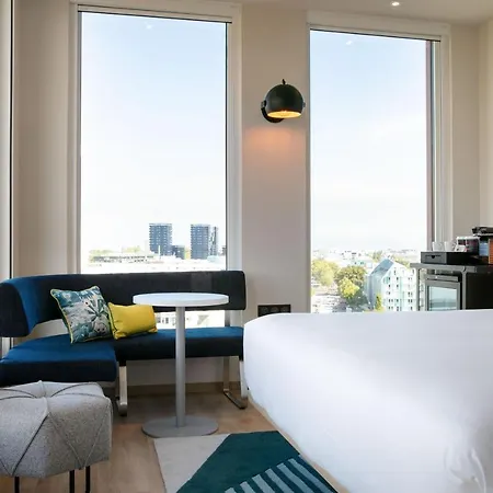 Aloft Etoile 4*