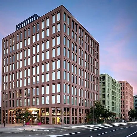 Aloft By Marriott Centre 호텔