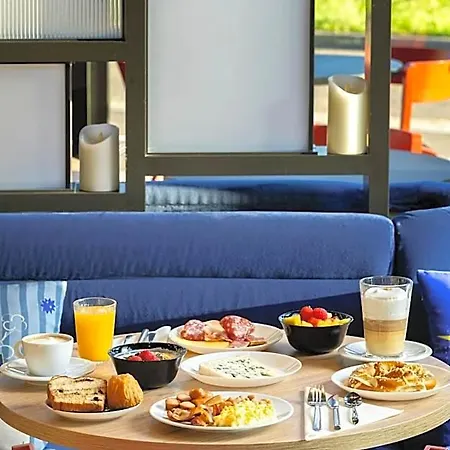 호텔 Aloft By Marriott Centre 4*