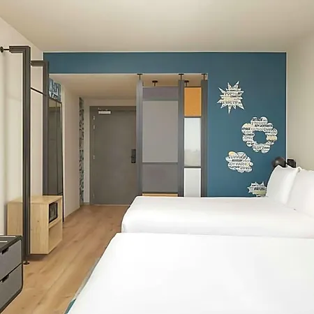 Aloft By Marriott Centre 호텔 4*